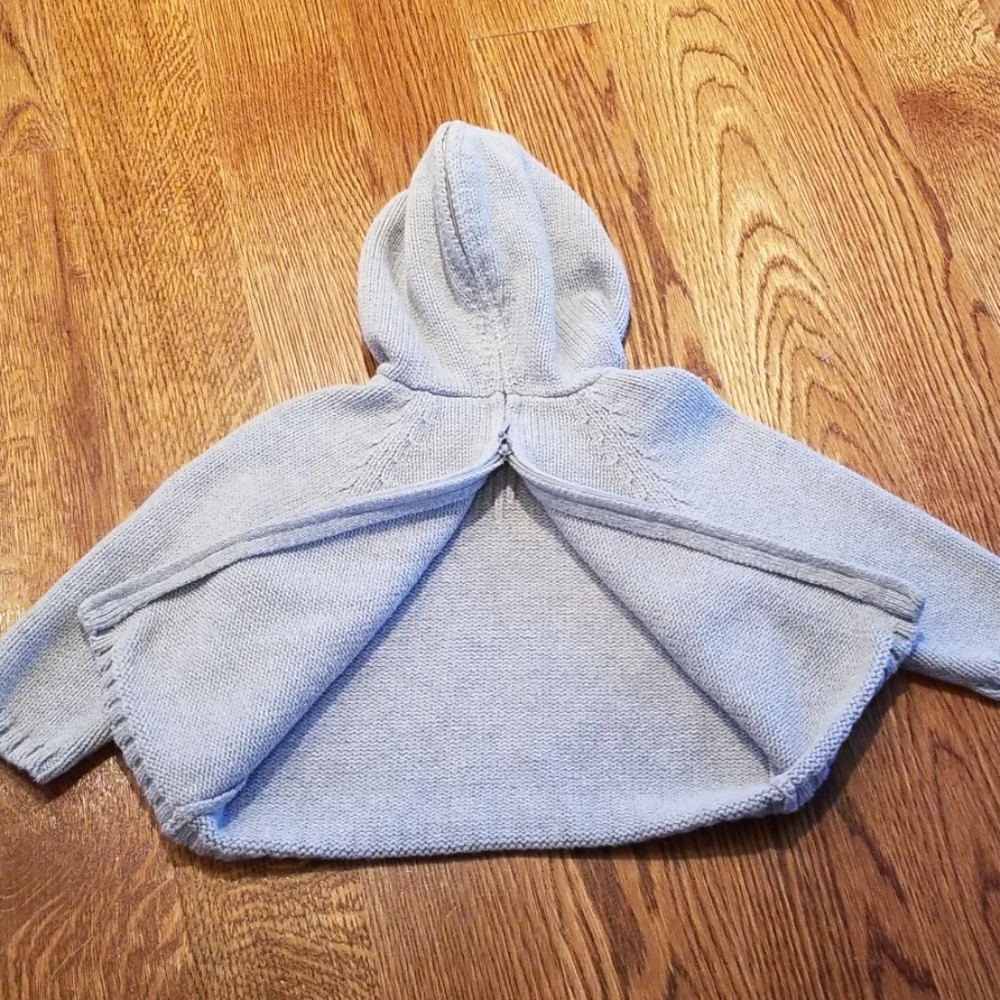 Sweater - Picture 3 of 3